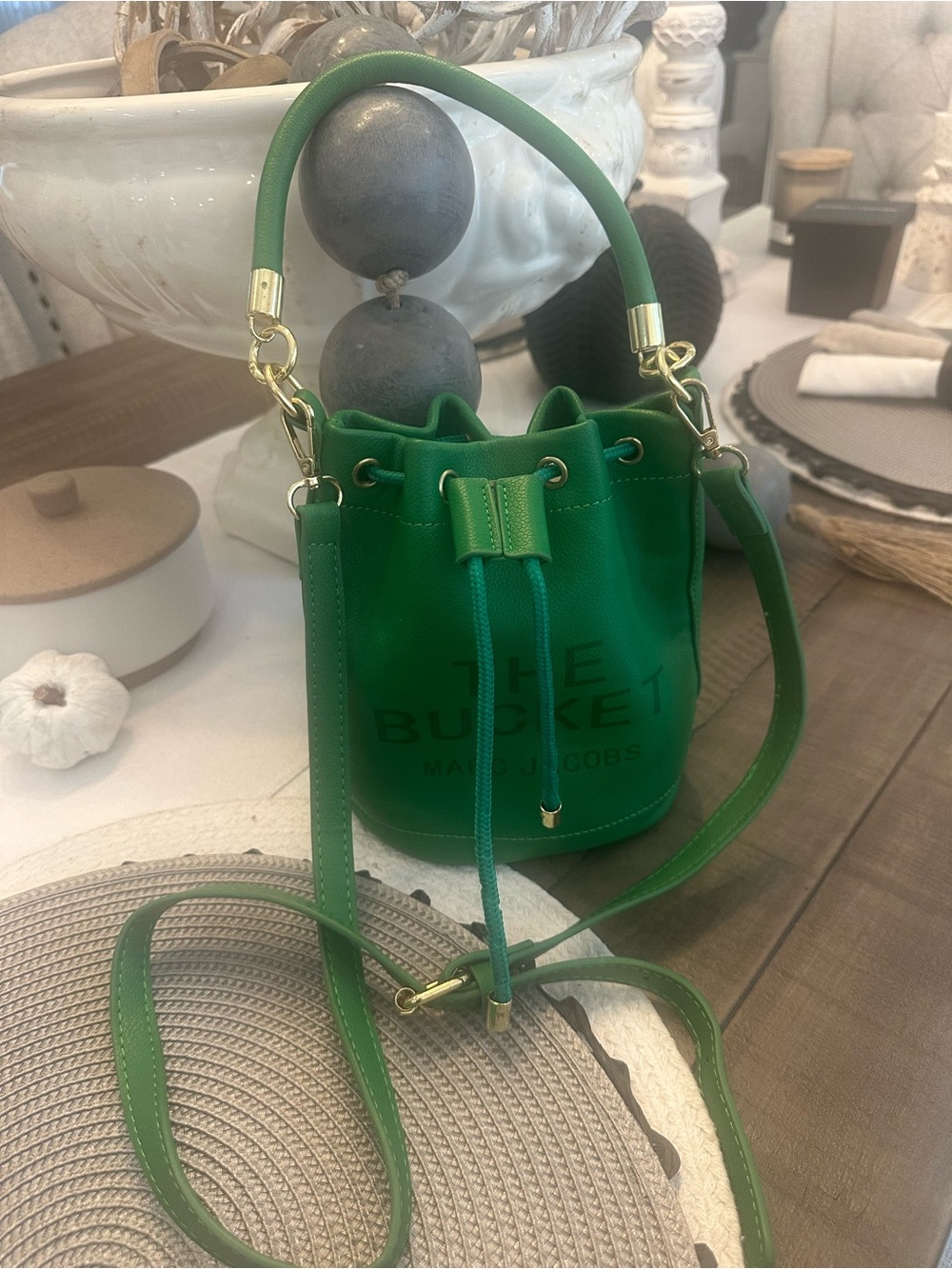 Crossbody green bucket small bag purse handbag! NEW! - Picture 2 of 9